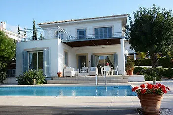 Apartman Carob Tree Polis